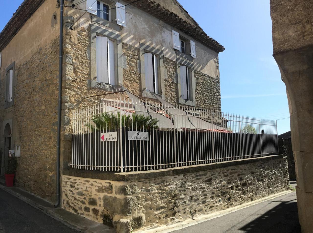 乐西加林酒店 Laure-Minervois 外观 照片